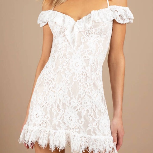 Tobi Dresses & Skirts - NWT TOBI WHITE LACE RUFFLE MINI DRESS ELEGANT